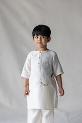 Lalchi Langur kurta and pyjama set