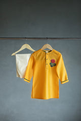 Amaltas Kurta and Pyjama set