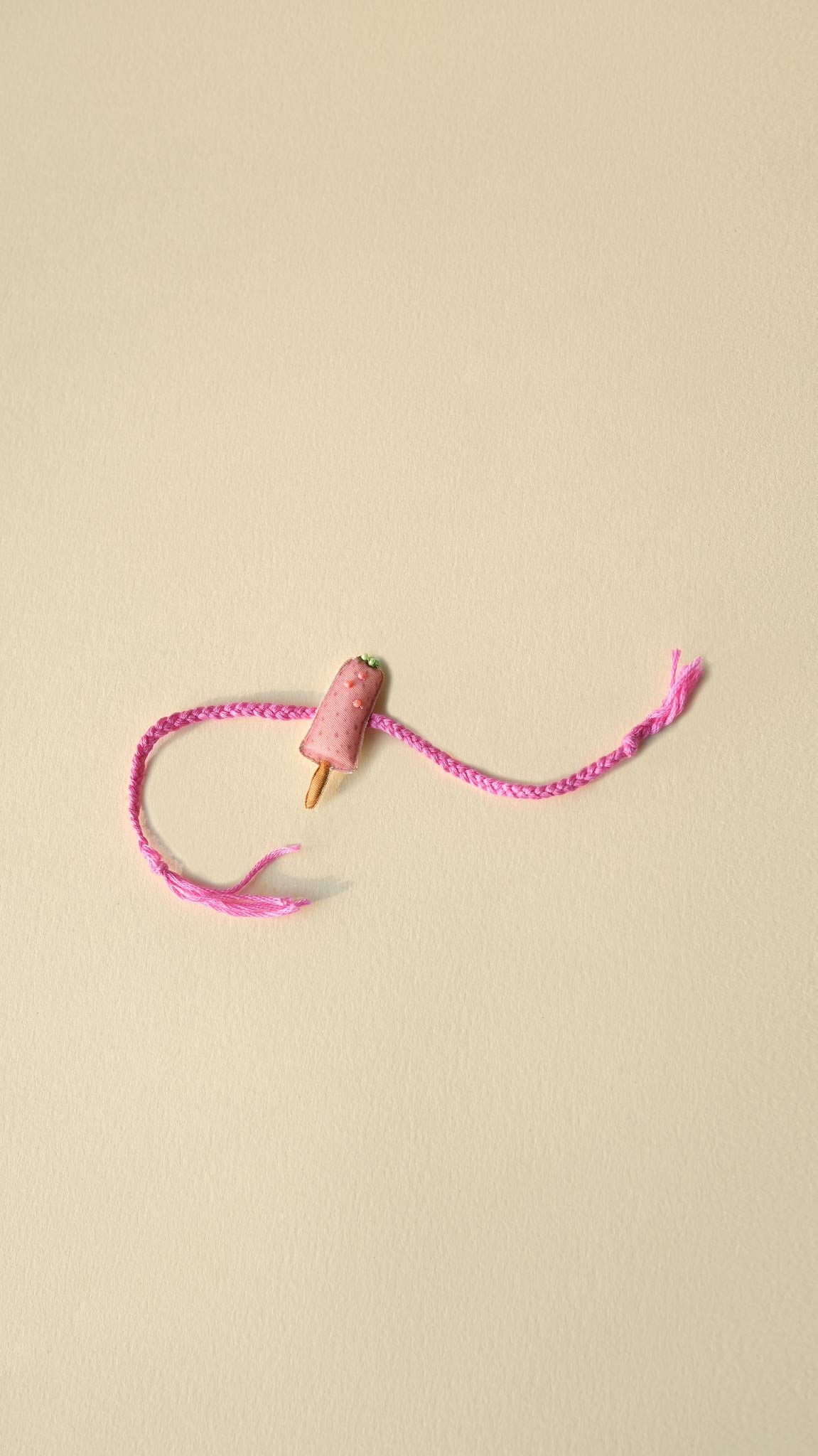 Gulab Kulfi Rakhi