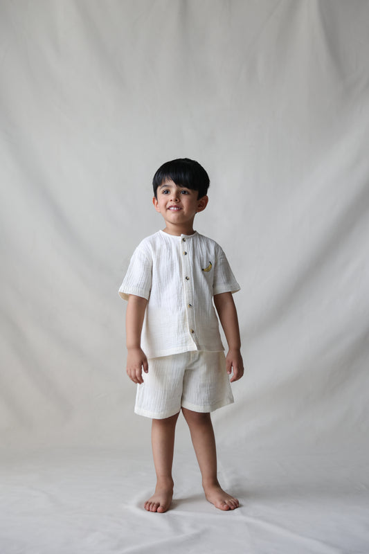 Going Banana shirt and shorts set