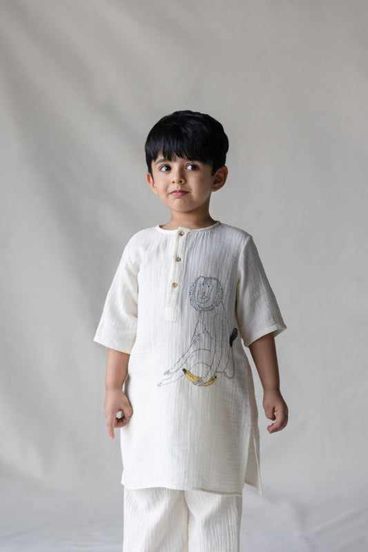 Lalchi Langur kurta and pyjama set