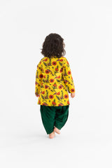 Chidiya Rani Badi Sayani  Yellow Salwar and Kameez