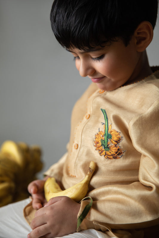 Sunahra Kurta and Pyjama set
