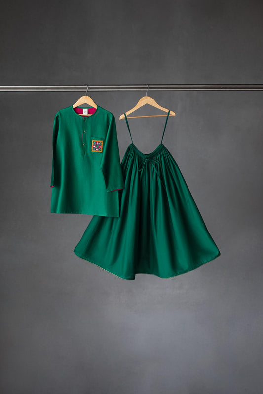 Abhla Emerald Green Kurta Lehenga set (limited edition)